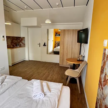 Modern Studio 11 Private Kitchenette And Bathroom Limassol Exterior photo