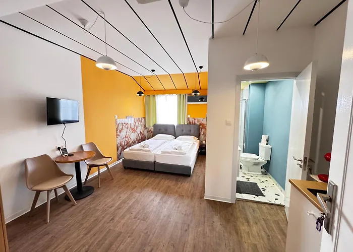 Modern Studio 11 Private Kitchenette And Bathroom
