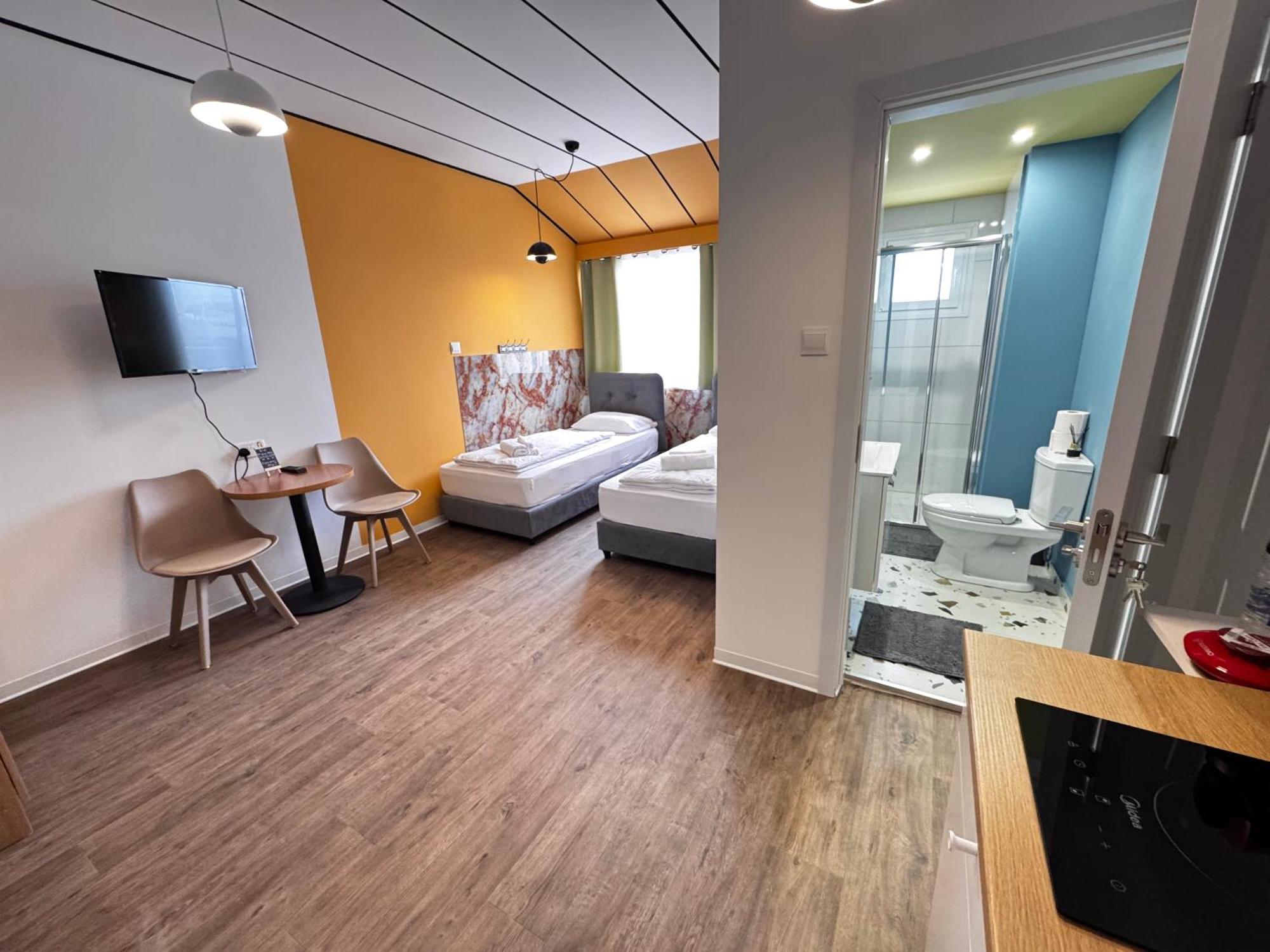 Appartement Modern 11 Private Kitchenette And Bathroom *